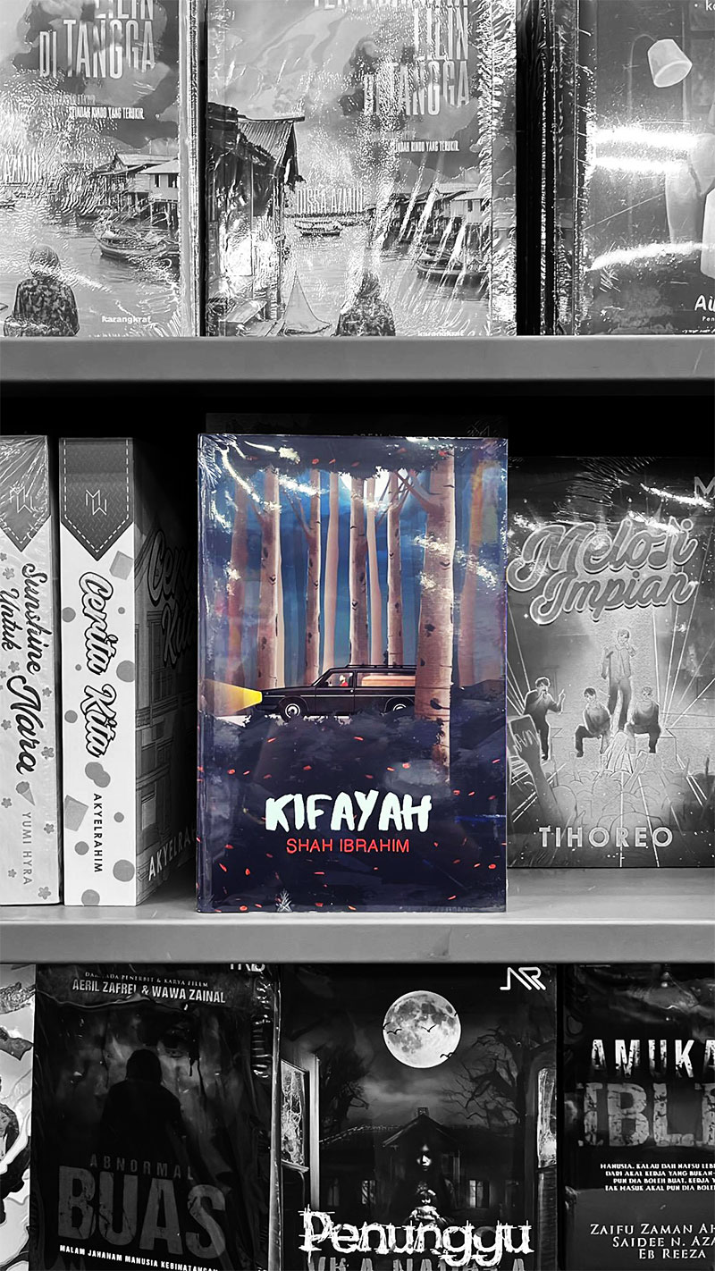 Kifayah Novel K-Lit Shah Ibrahim di rak Popular Bookstores 1